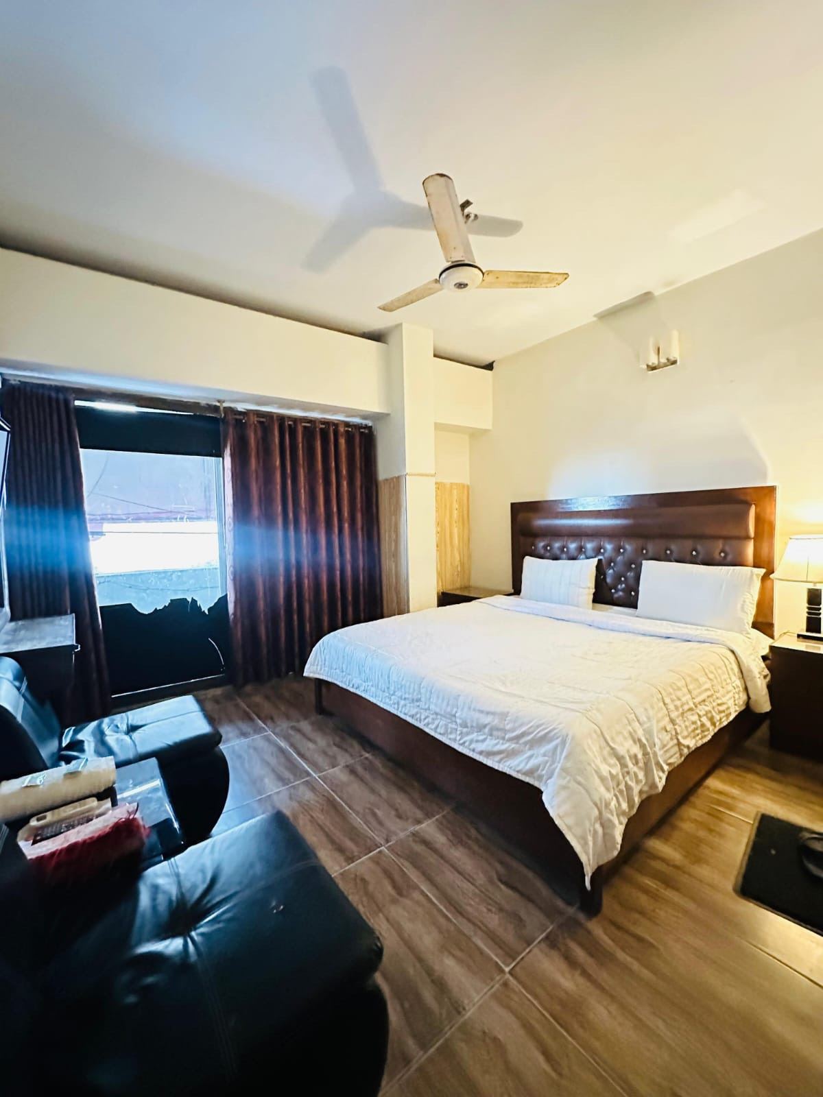 Super Deluxe Room at Hotel Seaview