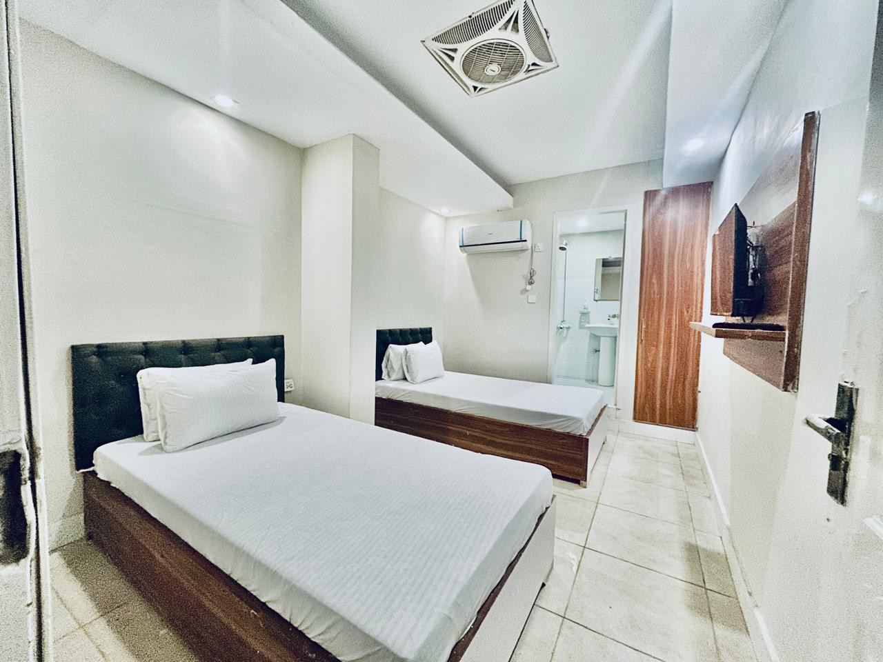 Super Deluxe Room at Hotel Seaview
